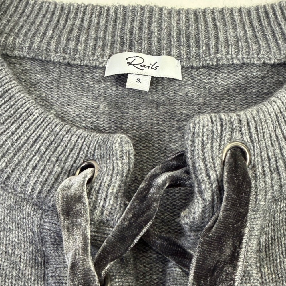 Rails Women's Olivia Ash Grey Wool Cashmere Blend Lace Up Ribbon Sweater Size S - Picture 4 of 11